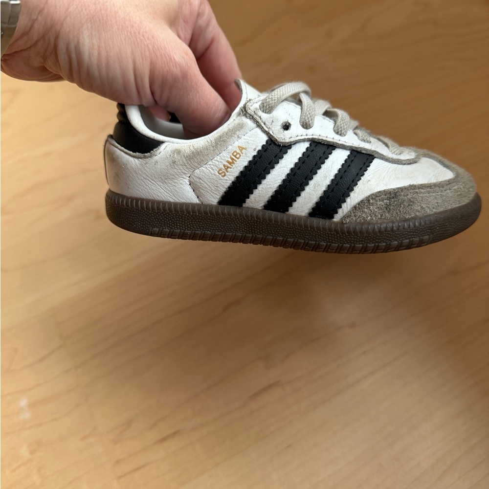 Adidas Samba Toddler 7 Black and White Slip On Sneakers